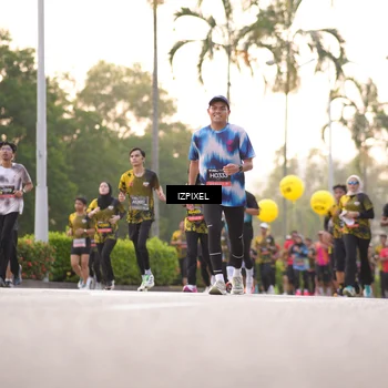 Runner Photo 6388665
