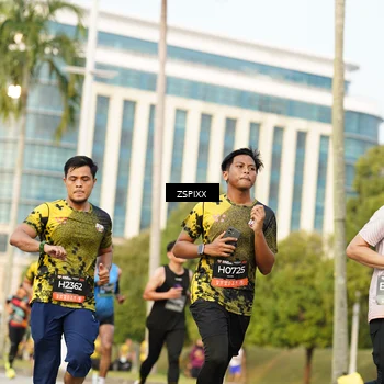 Runner Photo 6388678
