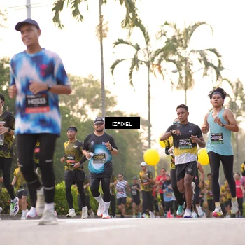 Runner Photo 6388690