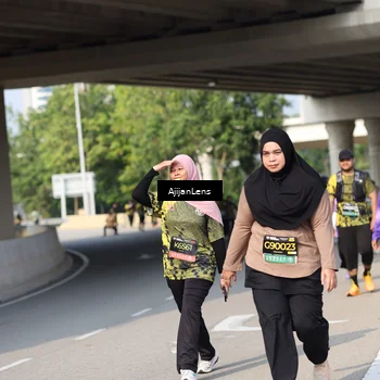 Runner Photo 6388697
