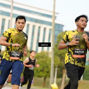 Runner Photo 6388711