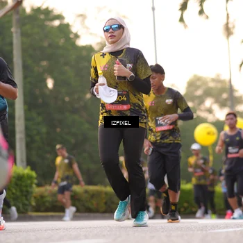 Runner Photo 6388782