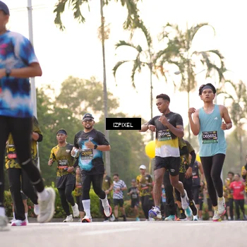 Runner Photo 6388783