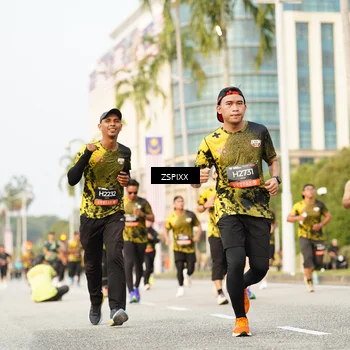 Runner Photo 6388879