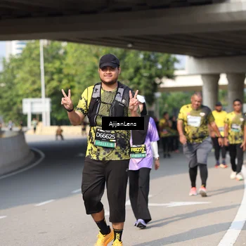 Runner Photo 6388894