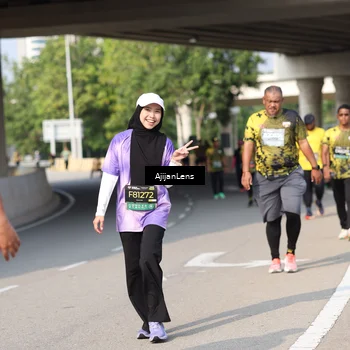 Runner Photo 6388897