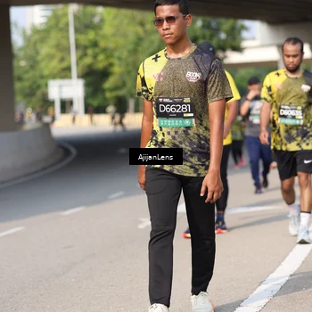 Runner Photo 6388944