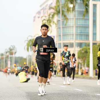 Runner Photo 6388947