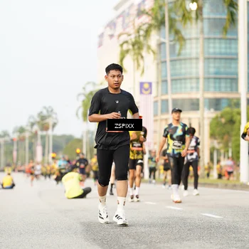 Runner Photo 6388975