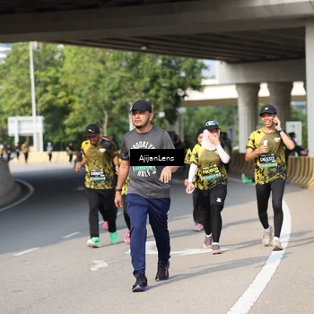 Runner Photo 6389092