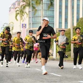 Runner Photo 6389207
