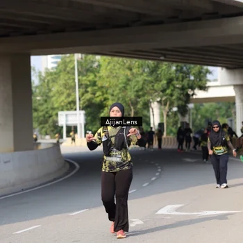 Runner Photo 6389212