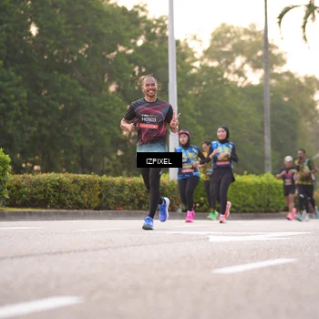 Runner Photo 6389511