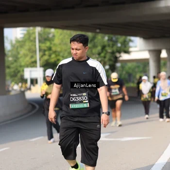Runner Photo 6389672