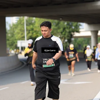 Runner Photo 6389696