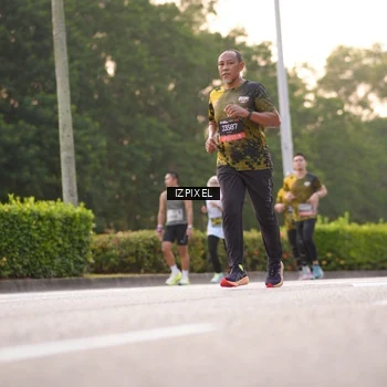 Runner Photo 6389753