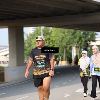 Runner Photo 6389825