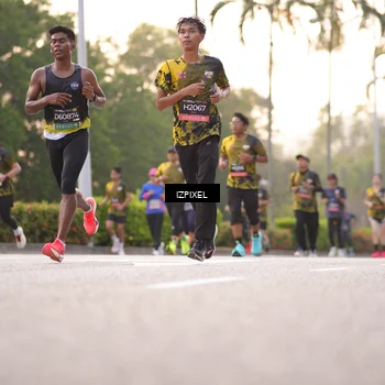 Runner Photo 6389864