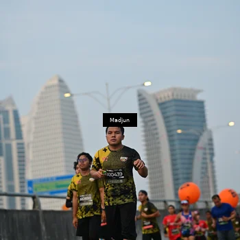 Runner Photo 6389875