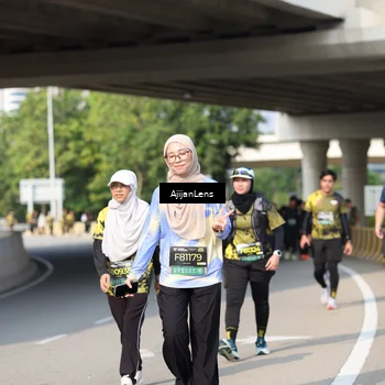 Runner Photo 6389876