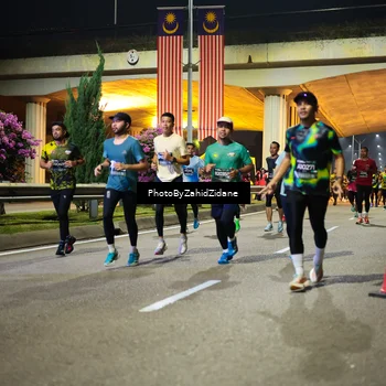 Runner Photo 6389878