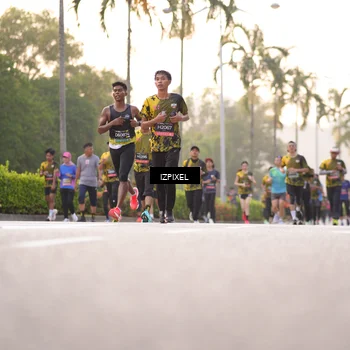 Runner Photo 6389879