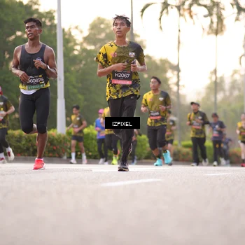 Runner Photo 6389900