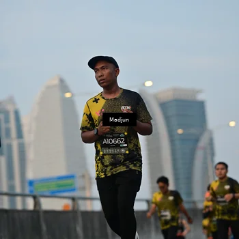 Runner Photo 6389924