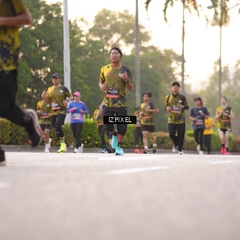 Runner Photo 6389942