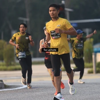 Runner Photo 6390008