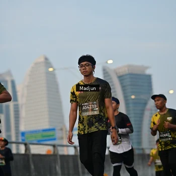 Runner Photo 6390011