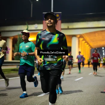 Runner Photo 6390026