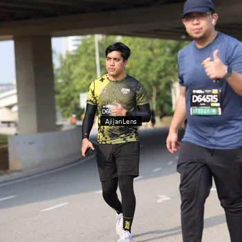 Runner Photo 6390049