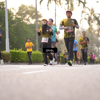 Runner Photo 6390080