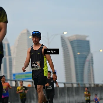 Runner Photo 6390095