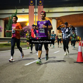 Runner Photo 6390101