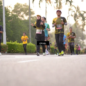 Runner Photo 6390121