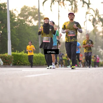 Runner Photo 6390124