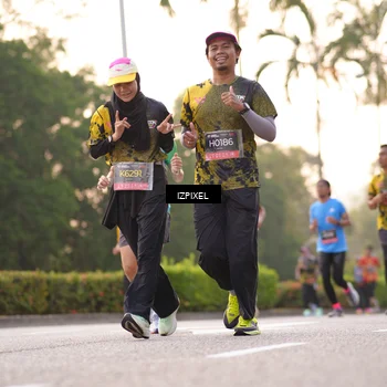 Runner Photo 6390198