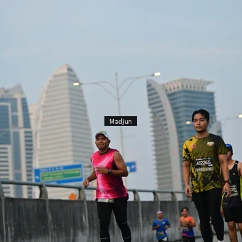 Runner Photo 6390219
