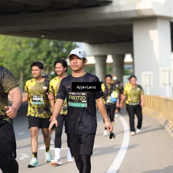 Runner Photo 6390230