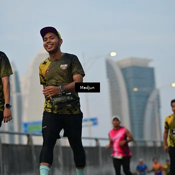 Runner Photo 6390234