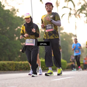 Runner Photo 6390235