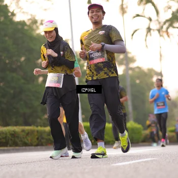 Runner Photo 6390239