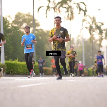 Runner Photo 6390261