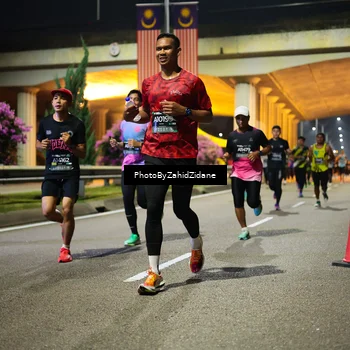 Runner Photo 6390299