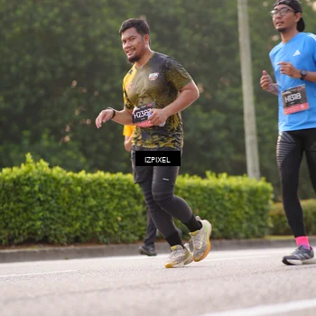 Runner Photo 6390306