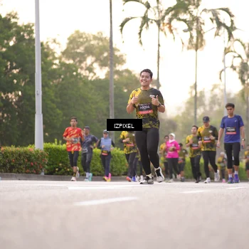 Runner Photo 6390317