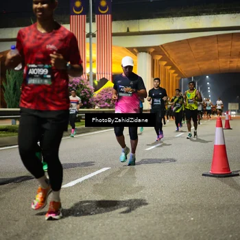 Runner Photo 6390319