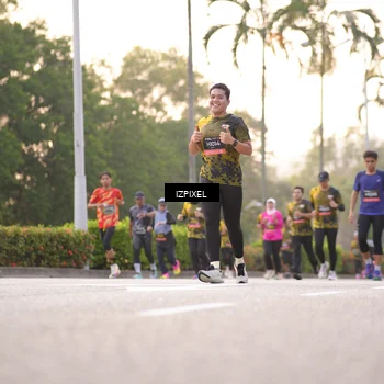 Runner Photo 6390335